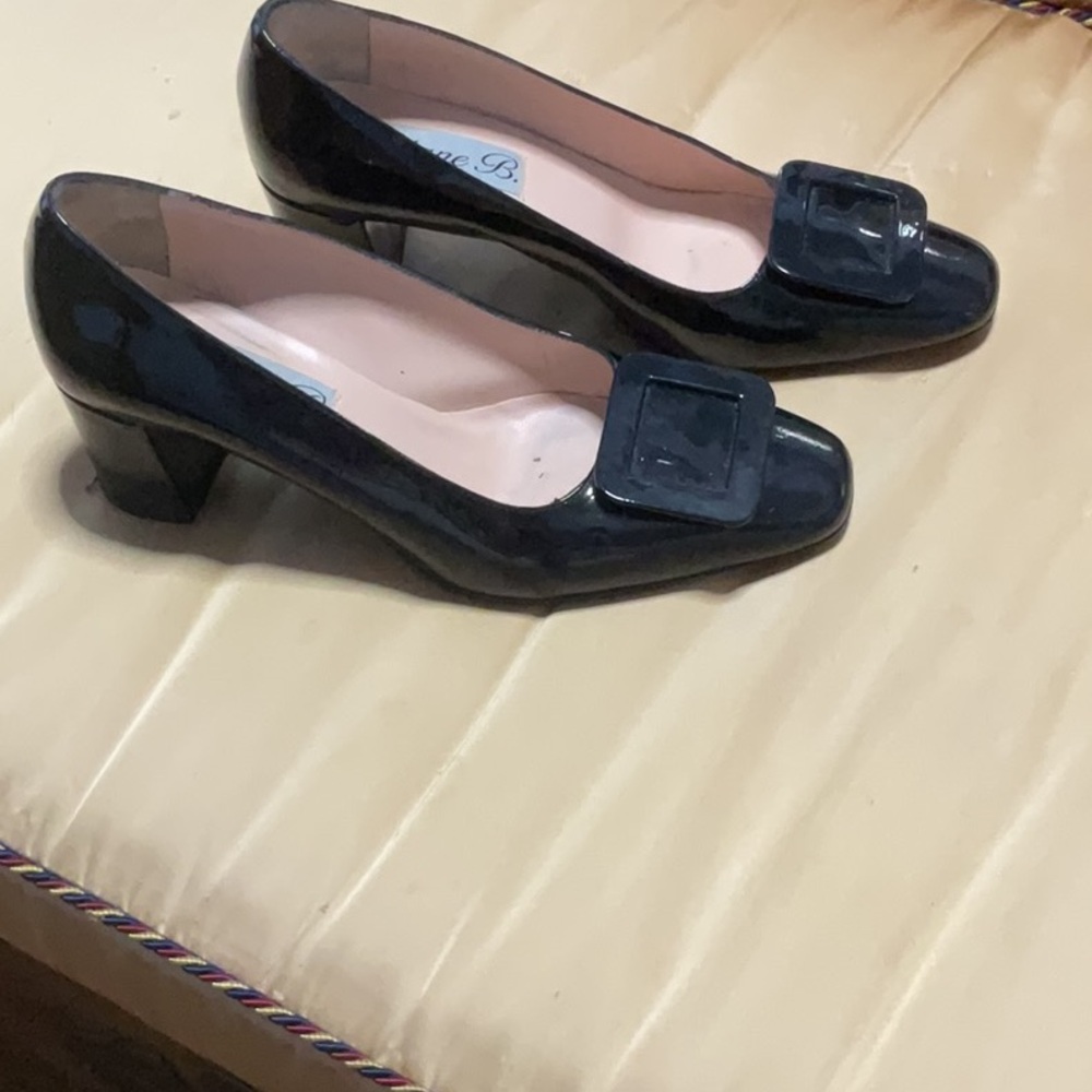 Chic Black Patent Leather Heels